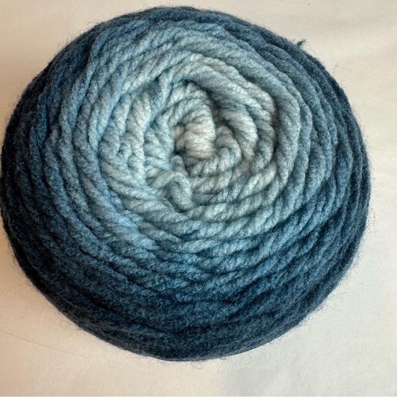Mandala Gradient Yarn - STEEL BLUE color-way🔥 - Picture 2 of 6